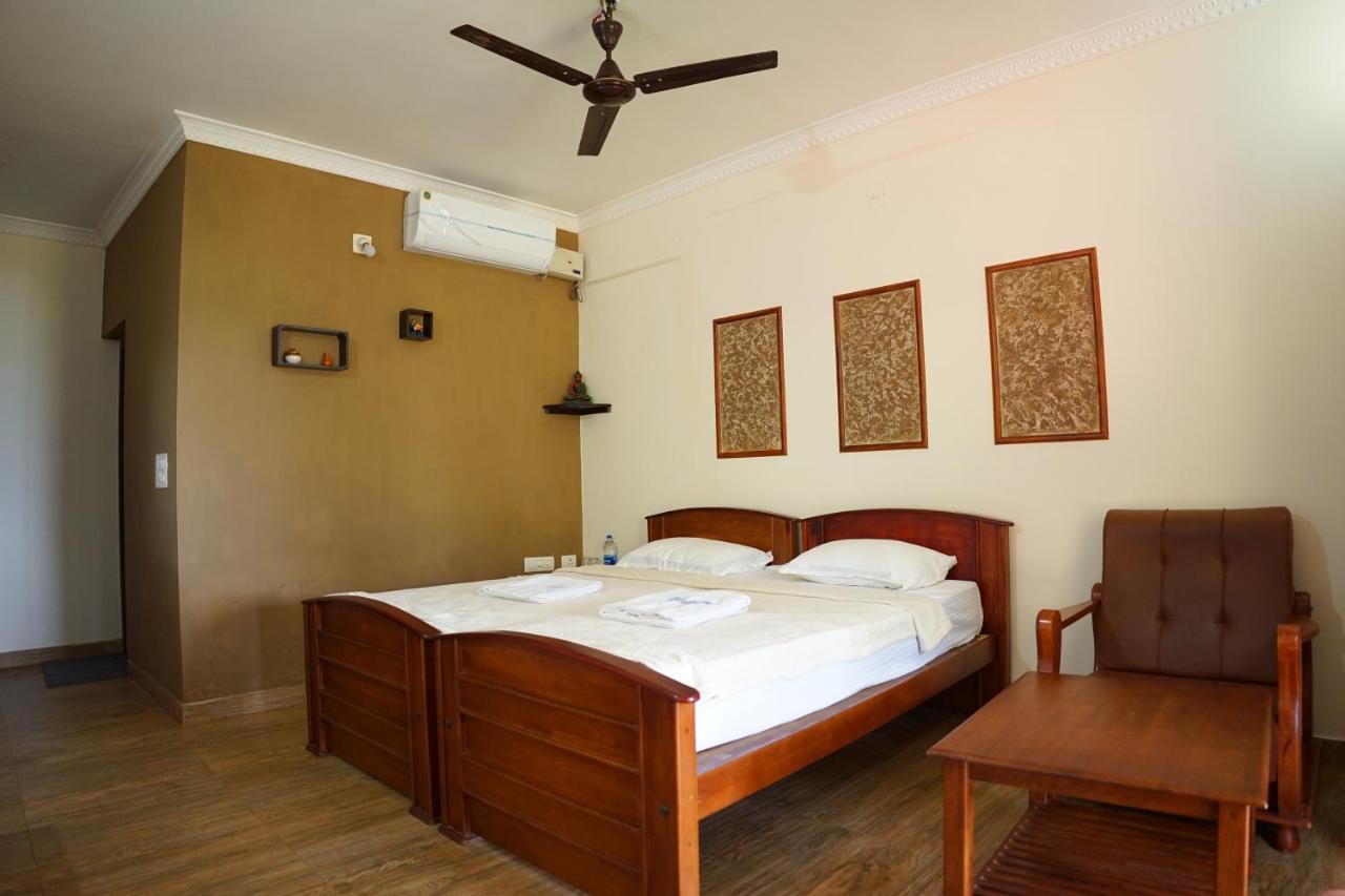 Club 7 Beach Resort Kannur Quarto foto